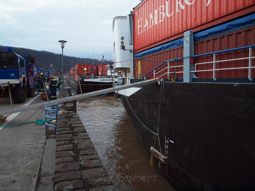 Schiff gesunken St Goarhausen Loreley P428.jpg